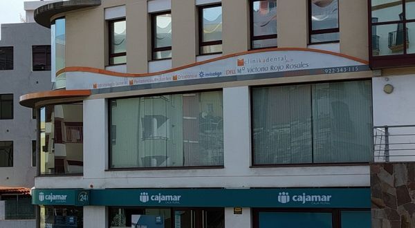 Dentista Mª Victoria Rojo Rosales